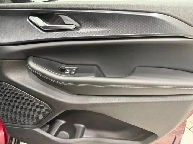 2026 Jeep Grand Cherokee Laredo - Photo 14