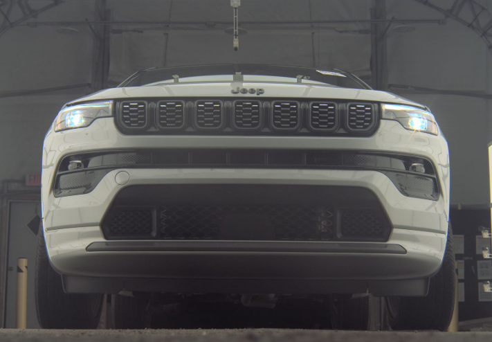 Used 2024 Silver Jeep Limited image 14