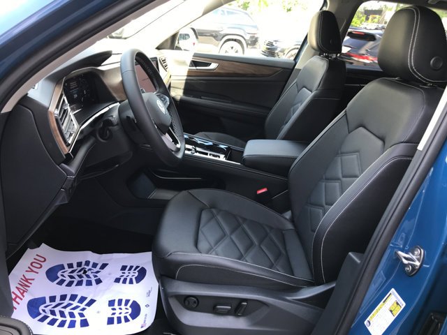 New 2026 Mountain Lake Blue Metallic Volkswagen 2.0T SE w/Technology image 22