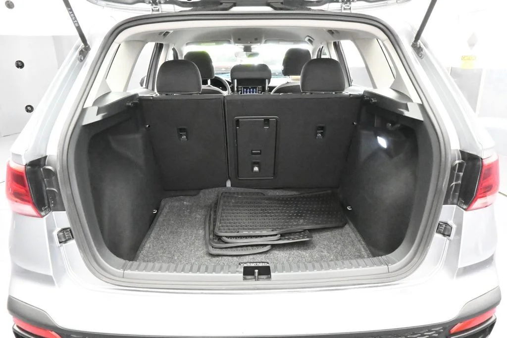 Used 2024 Silver Volkswagen 1.5T S image 30