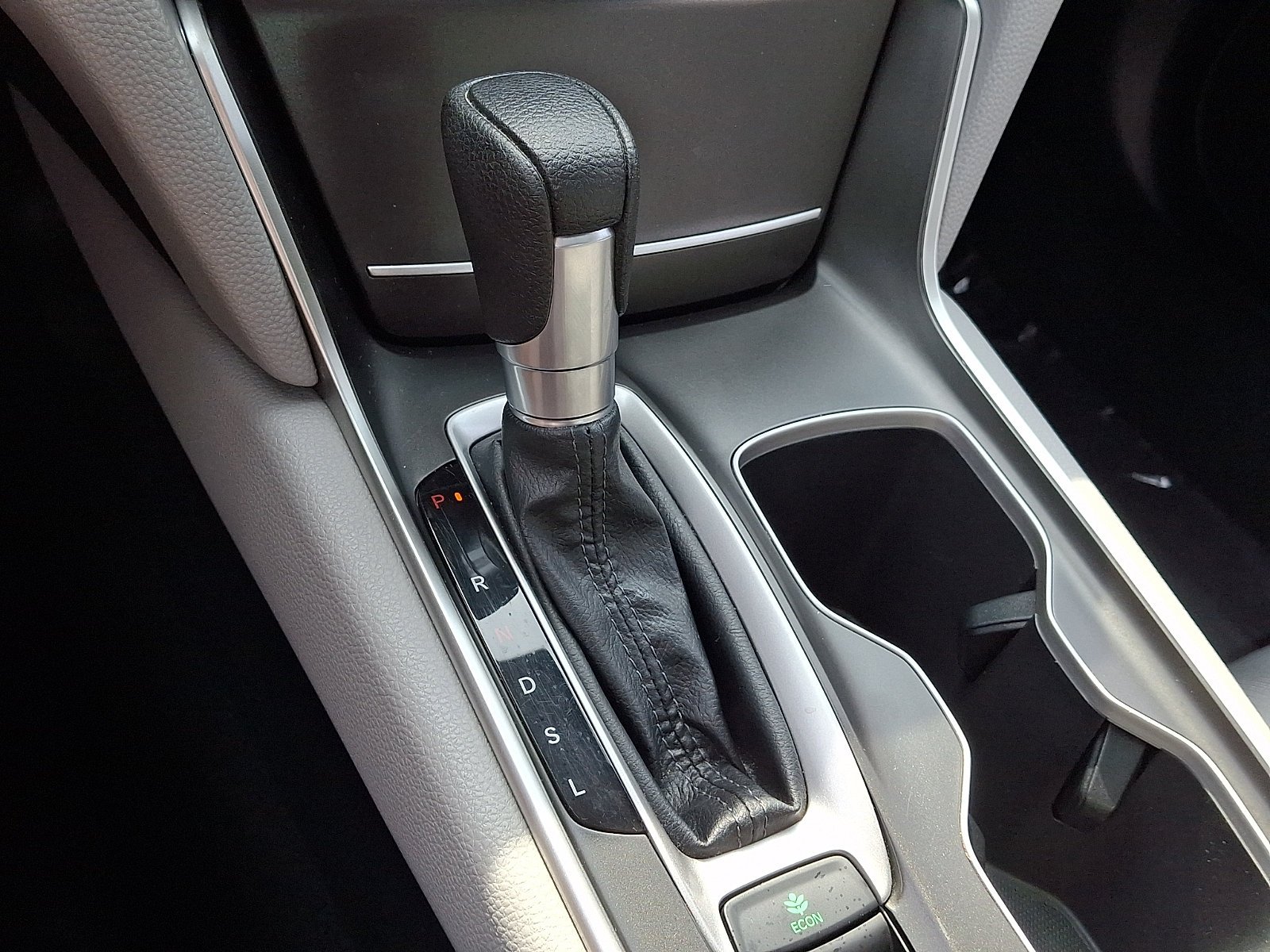 Used 2020 Lunar Silver Metallic Honda EX image 14