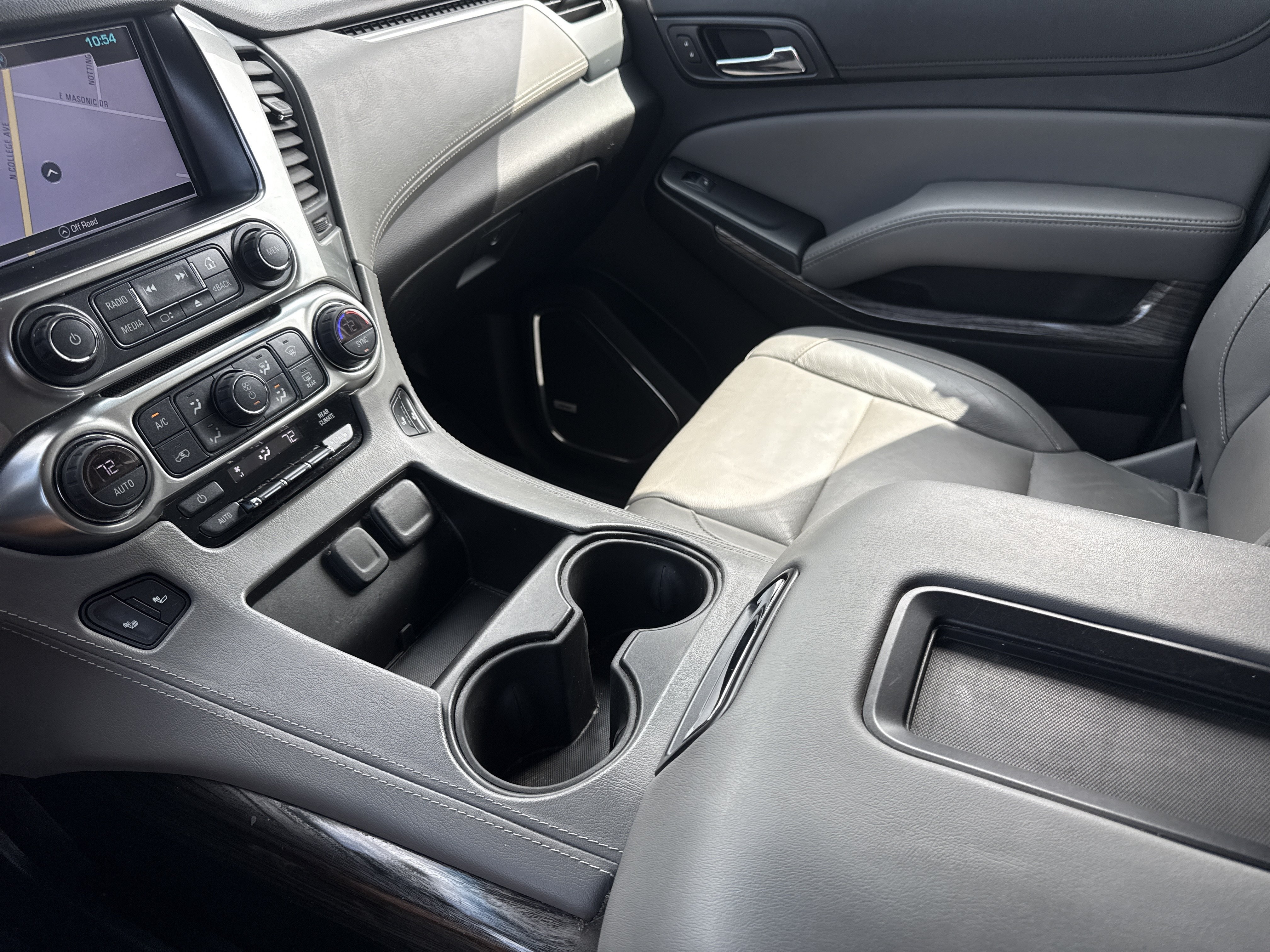 Used 2019 Summit White Chevrolet LT 4WD image 24
