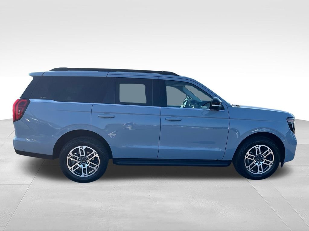 Used 2025 Gray Ford Active image 6