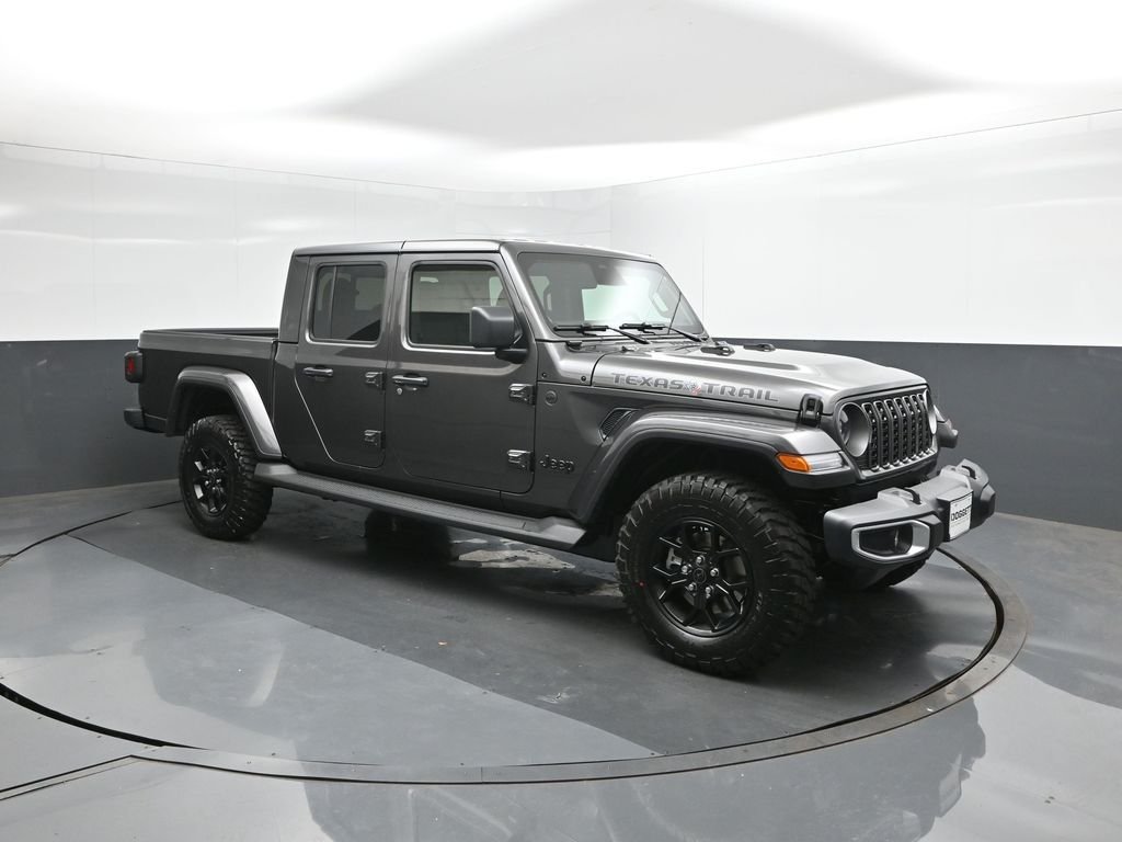 New 2026 Granite Crystal Metallic Clearcoat Jeep Texas Trail image 26