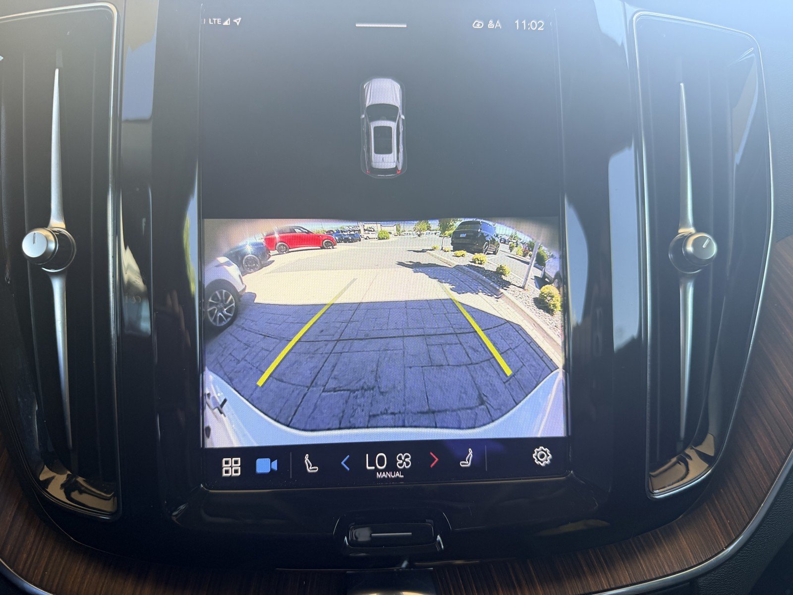 2023 Volvo XC60 Plus - Photo 11