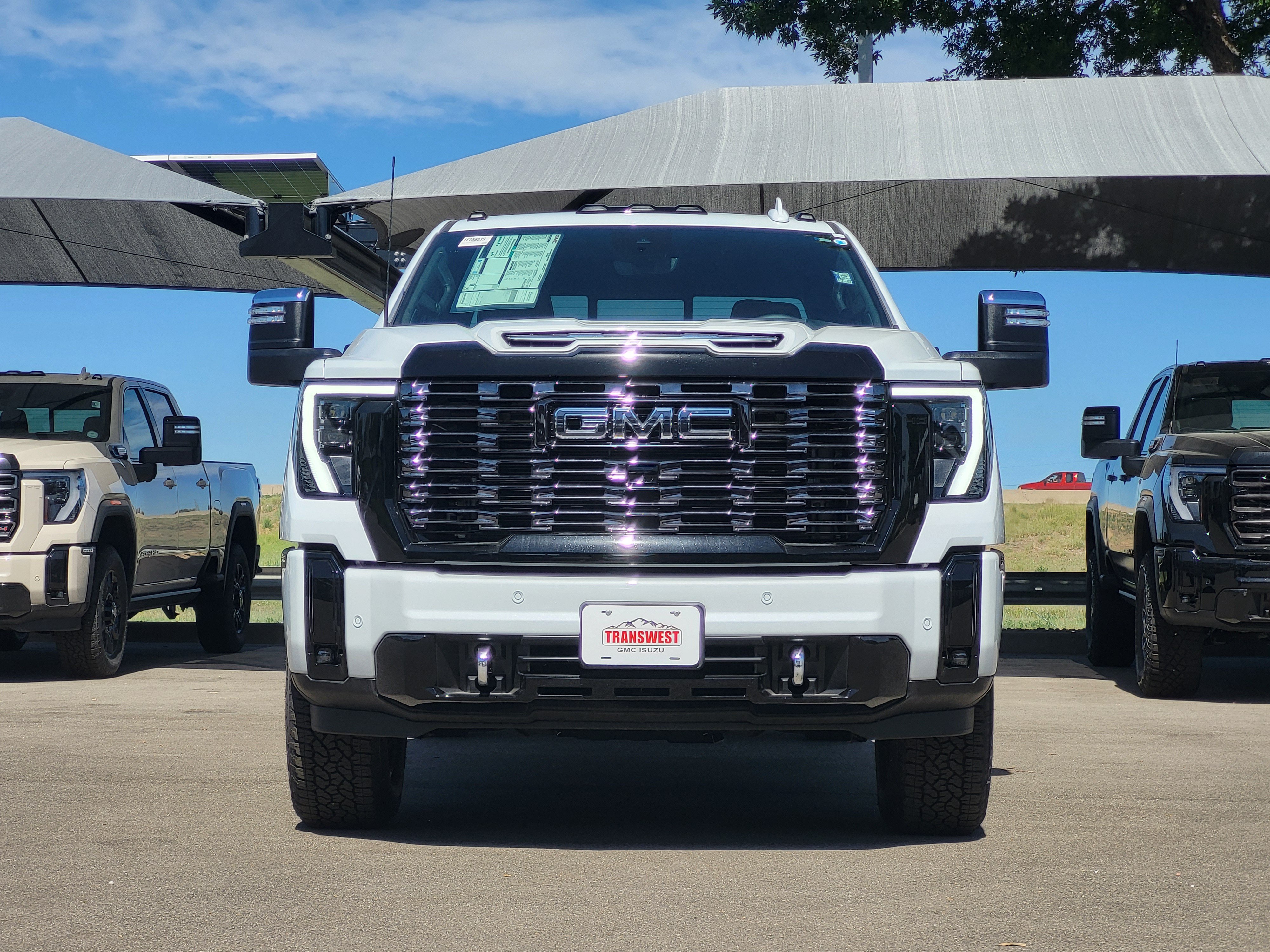 New 2026 Glacier White Tricoat GMC Denali Ultimate image 2