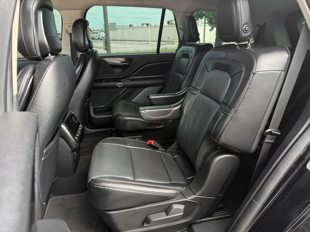 Used 2020 Black Lincoln Reserve image 21