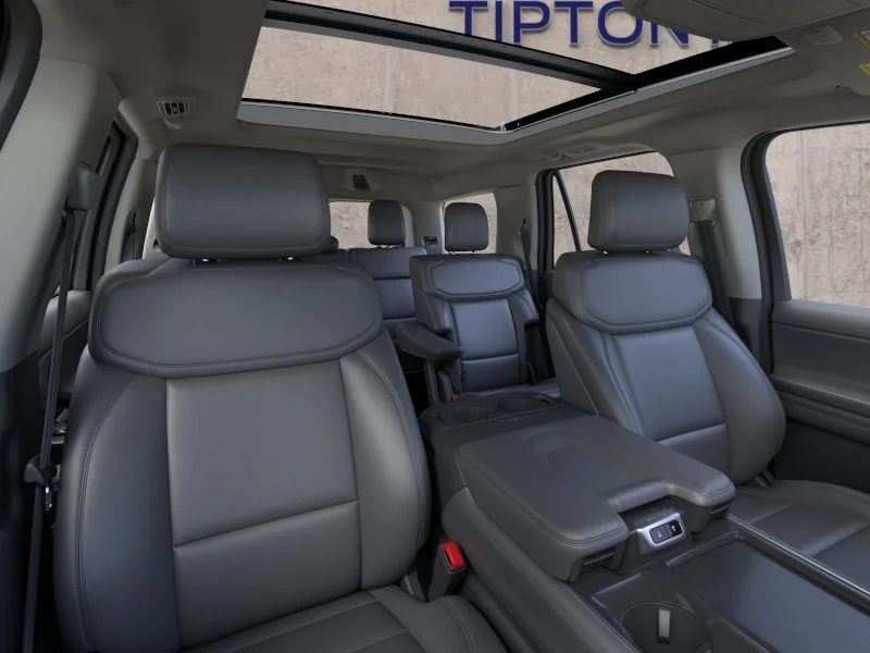 New 2026 Star White Metallic Tri-Coat Ford Active image 10
