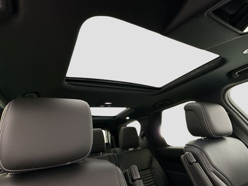 New 2026 Santorini Black Land Rover S image 18