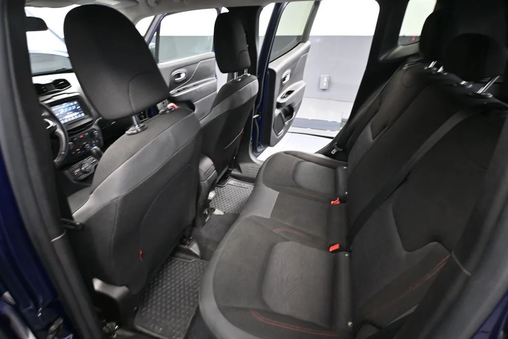 Used 2020 Blue Jeep Trailhawk image 37