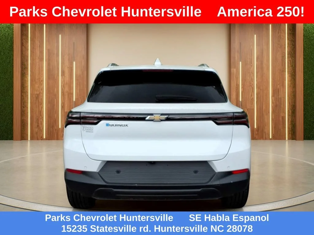 New 2026 Summit White Chevrolet LT image 30