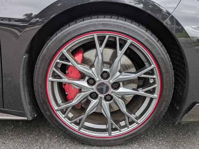 Used 2023 Carbon Flash Metallic Chevrolet Stingray image 11