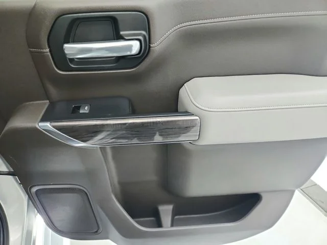 Used 2019 Silver Chevrolet LTZ image 37