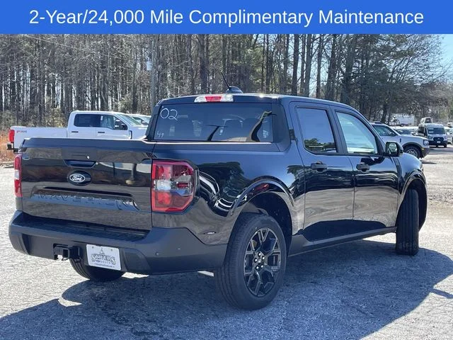 New 2026 Black Ford XLT image 3