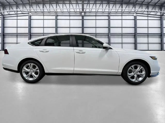 New 2026 Platinum White Pearl Honda LX image 7