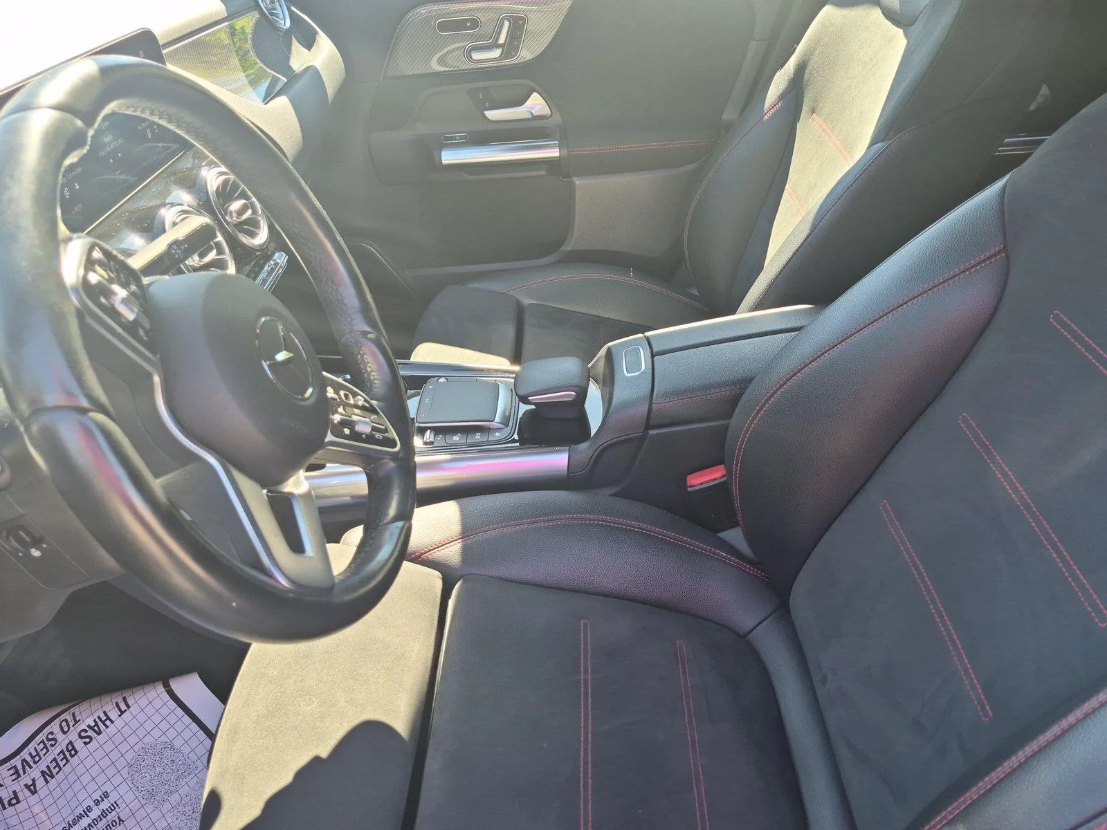 Used 2021 Rose Gold Metallic Mercedes-Benz GLA 250 image 17