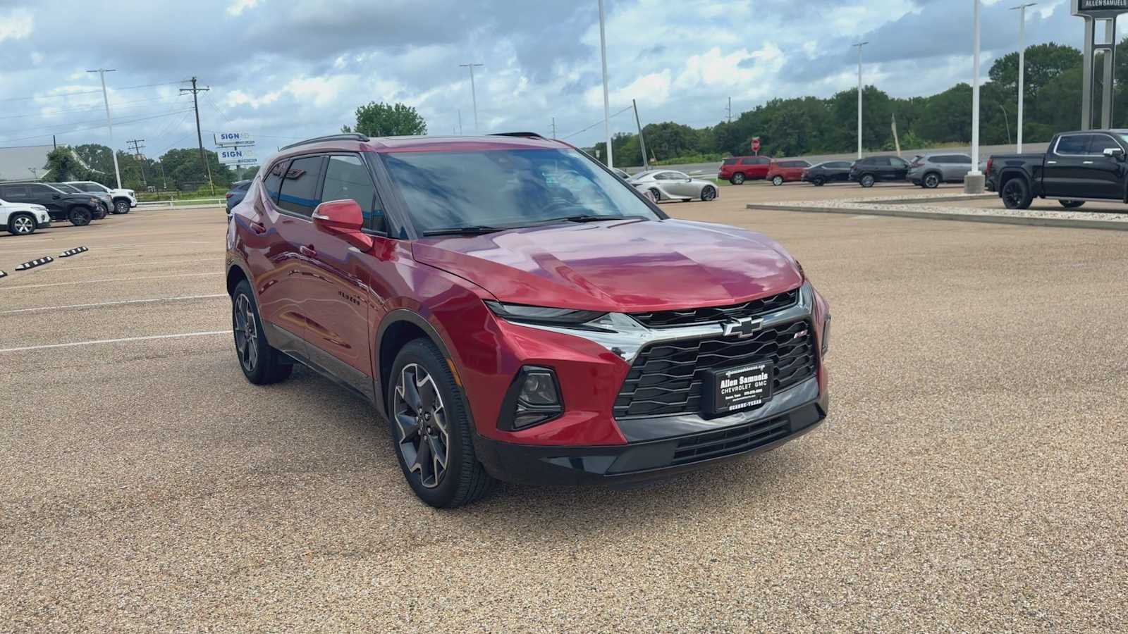 Used 2022 Cherry Red Tintcoat Chevrolet RS image 3