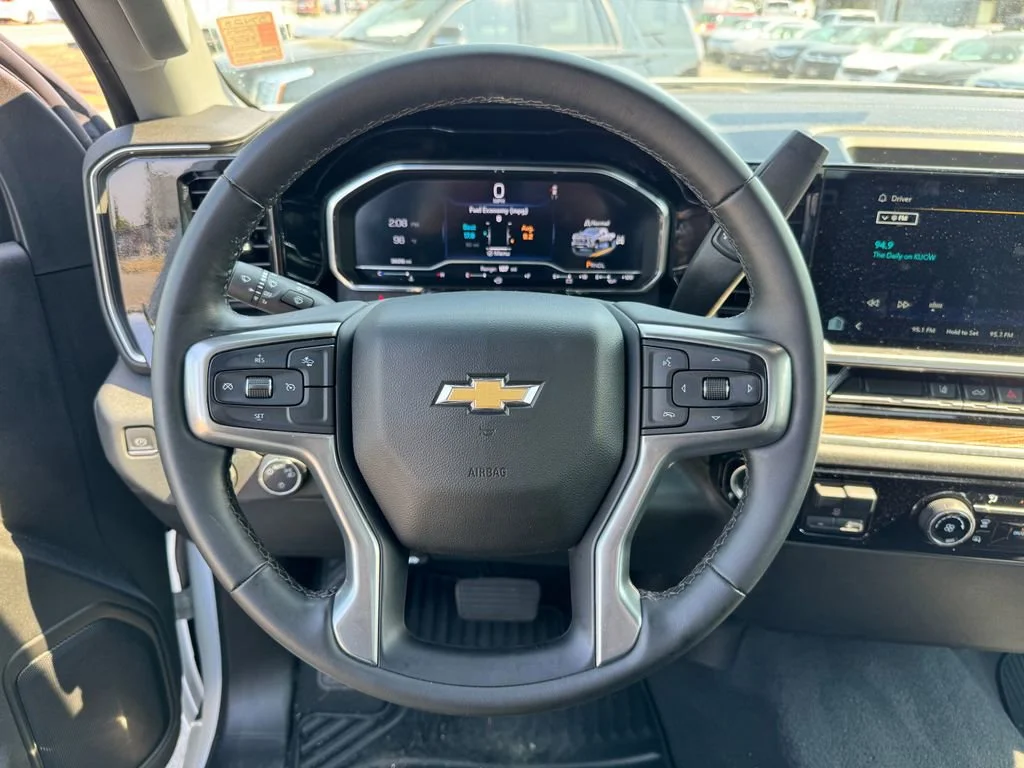2024 Chevrolet Silverado 3500HD LT - Photo 16