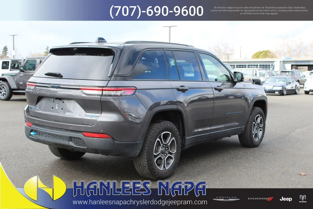 Used 2023 Gray Jeep Trailhawk 4xe image 9