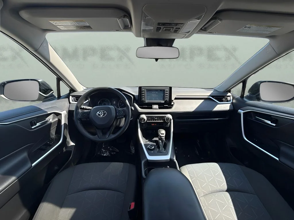 Used 2021 Gray Toyota XLE image 8