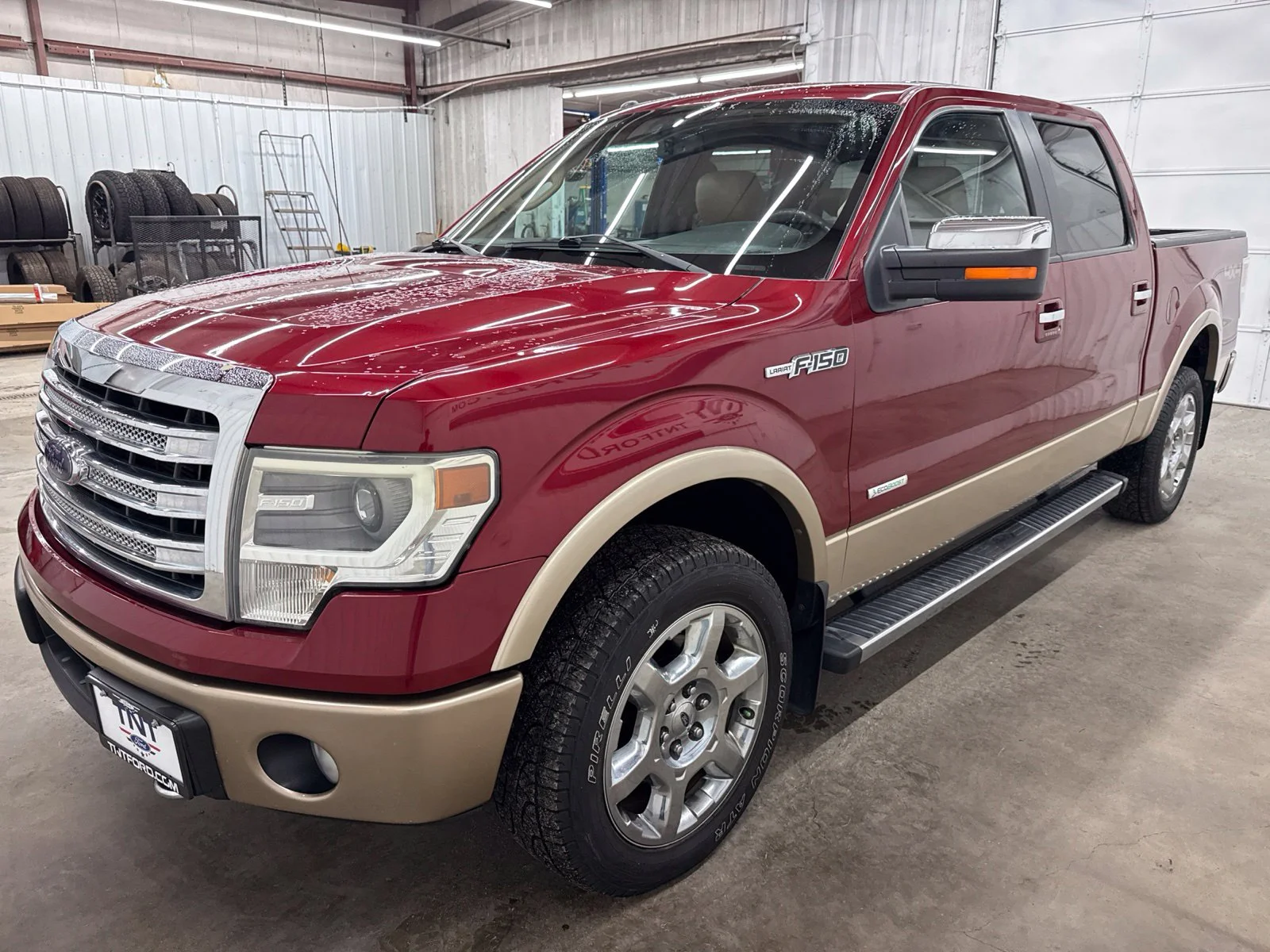 Used 2014 Beige Ford Lariat image 4
