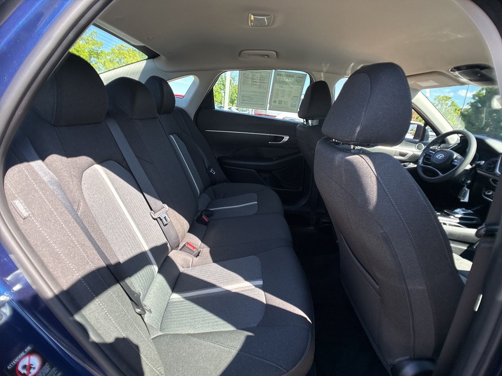 Used 2021 Blue Hyundai SE image 29