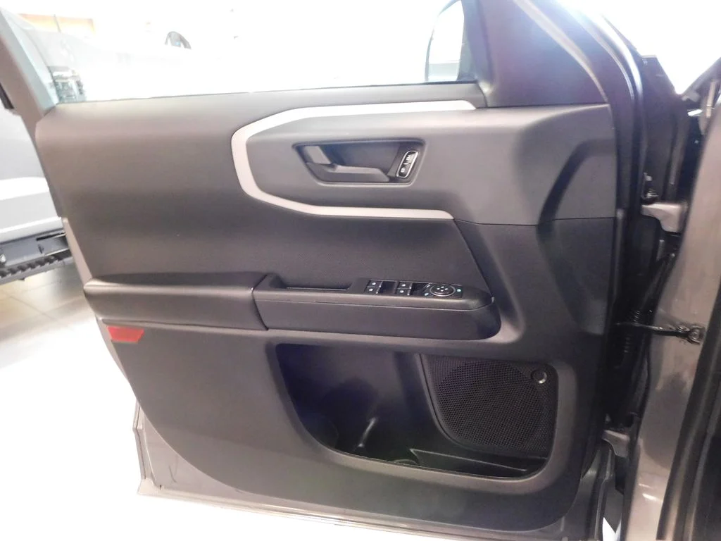 Used 2023 Carbonized Gray Metallic Ford Big Bend image 11