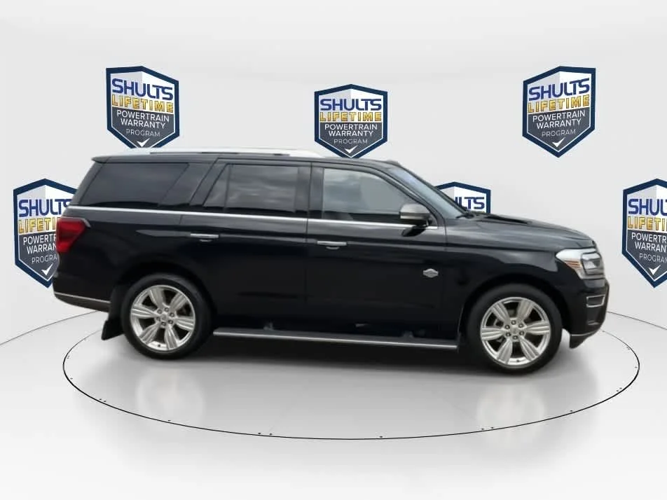 Used 2022 Agate Black Metallic Ford King Ranch image 9