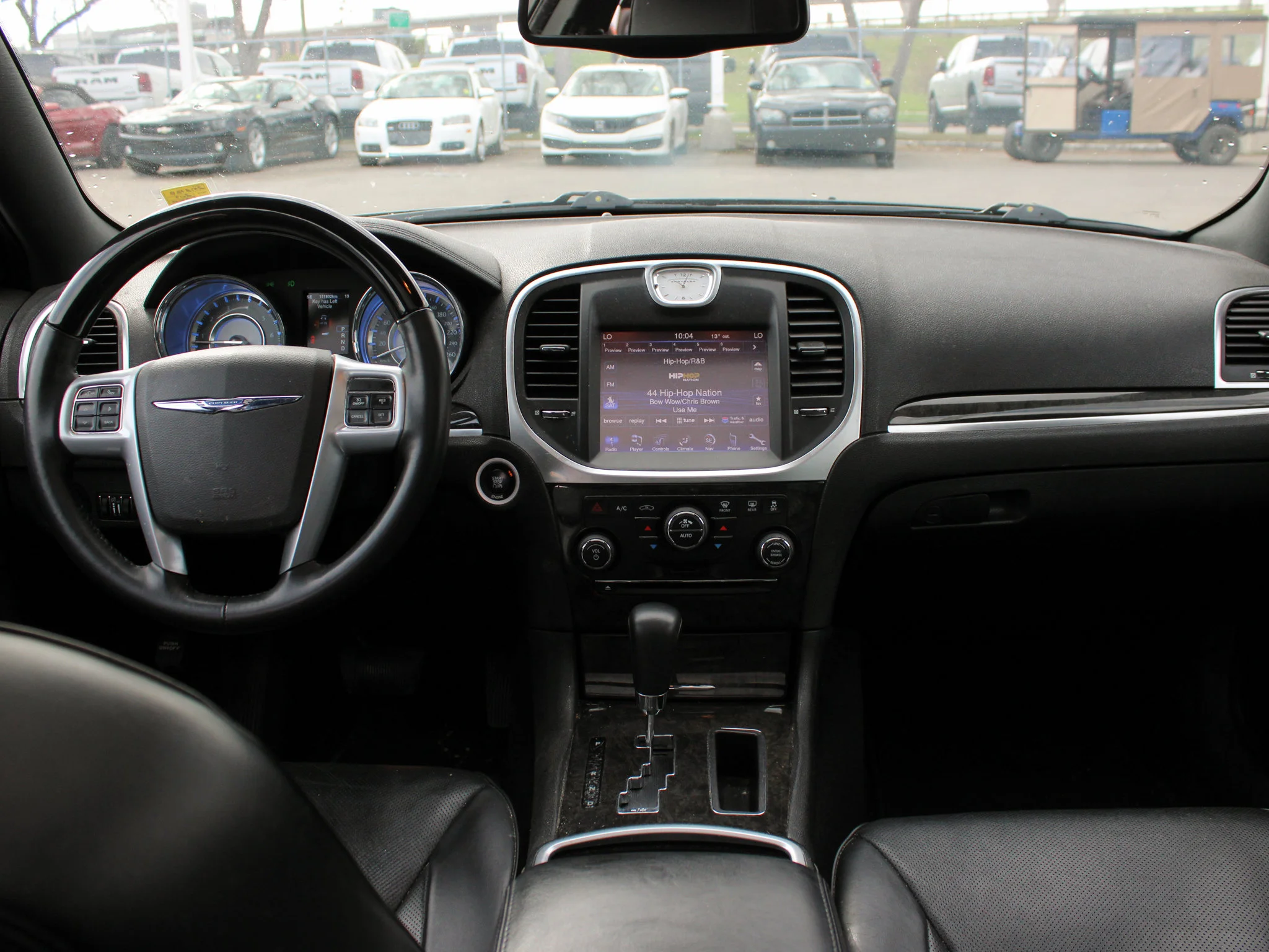 Used 2013 Black Chrysler 300C * Mechanics Special | HEMI V8 | Alpine | Panoramic Sunroof | Heated/Vented Seats | Remote Start image 4