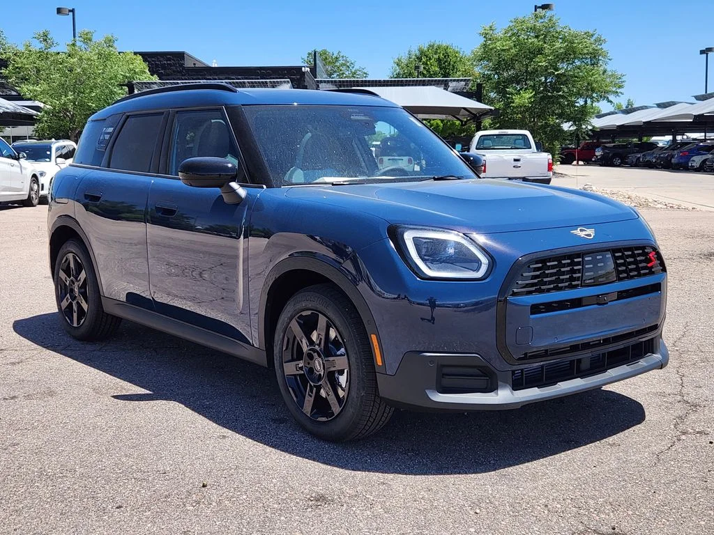 New 2027 Indigo Sunset Blue Metallic MINI Iconic image 5