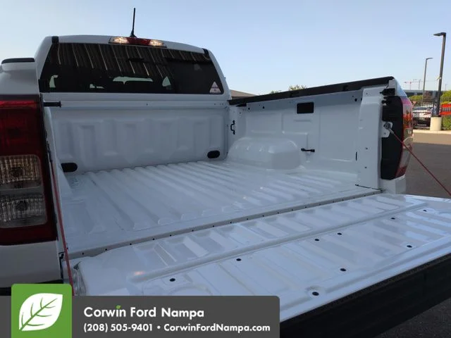 New 2026 Oxford White Ford XL image 28