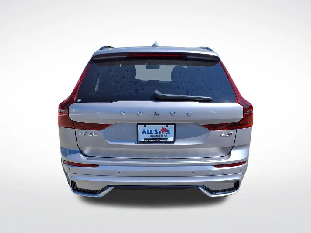 New 2026 Aurora Silver Volvo Plus image 7