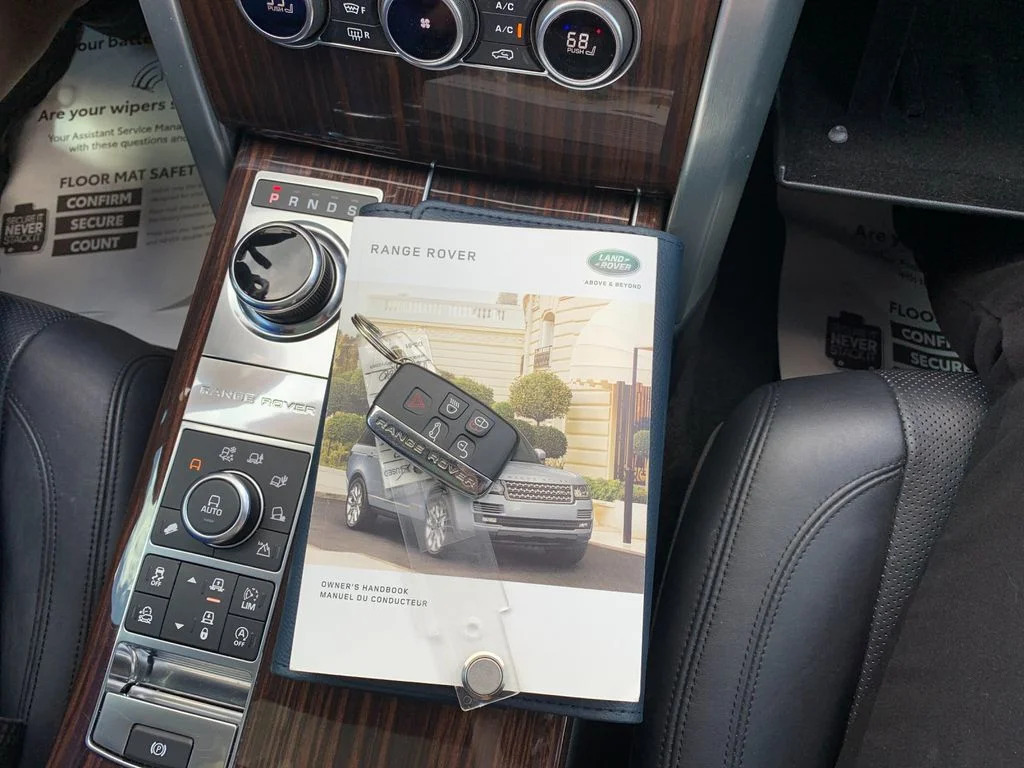Used 2017  Land Rover 3.0L V6 Supercharged HSE image 9