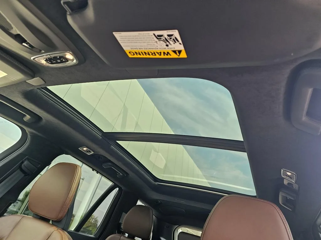Used 2022 Black Volvo Inscription image 23