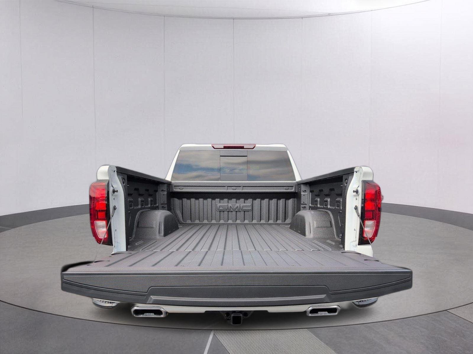 New 2026 Summit White GMC Elevation image 5