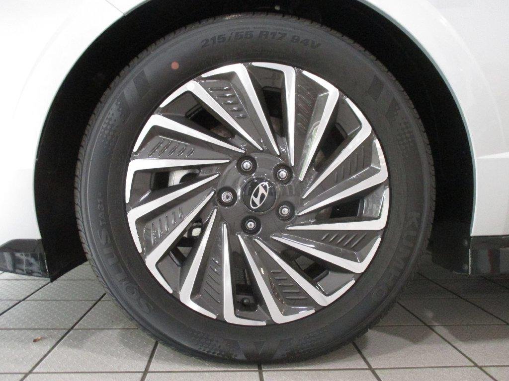 2025 Hyundai Sonata Hybrid SEL - Photo 13