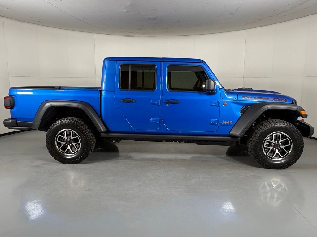 New 2026 Hydro Blue Pearl-Coat Exterior Paint Jeep Rubicon image 7