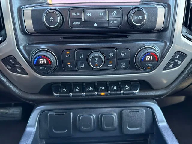 Used 2015 Silver GMC Denali image 14