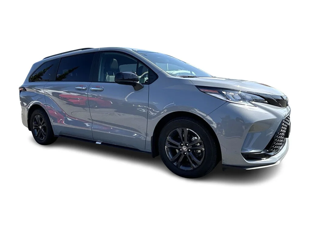 Used 2025  Toyota Sienna XSE AWD 7-Pass Dilawri Certified   Elevate image 17