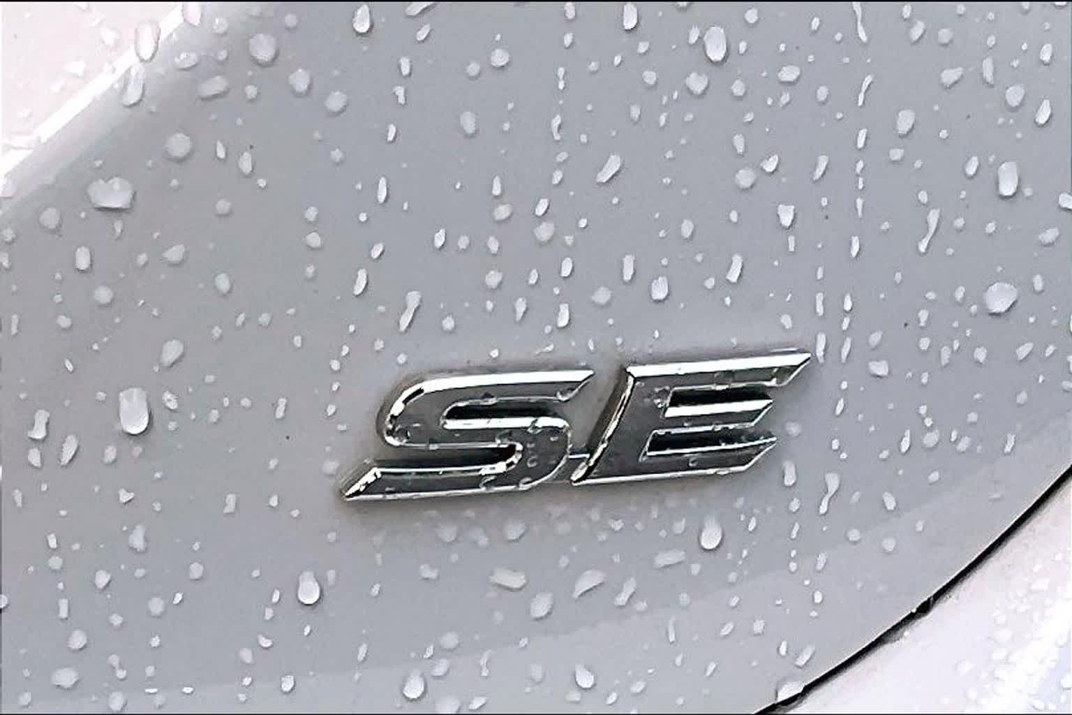 Used 2024 Ice Edge Toyota SE image 10