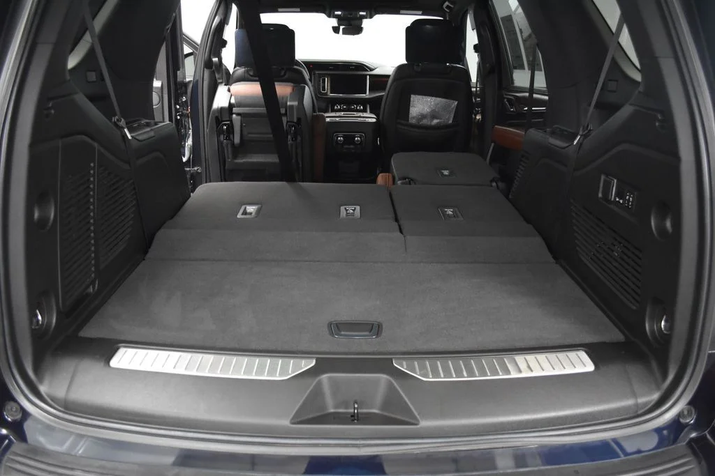 Used 2023 Blue GMC Denali Ultimate image 21