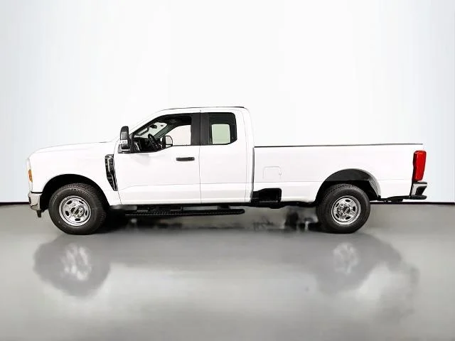 New 2026 Oxford White Ford F-250® XL image 33
