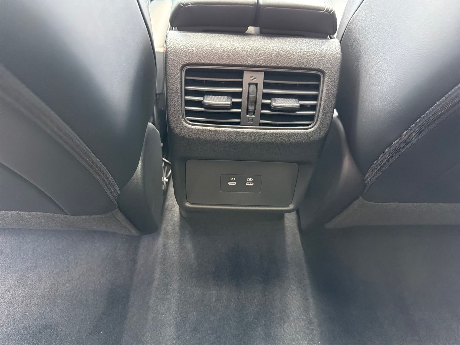 New 2026 Nissan Rogue Dark Armor 4D Sport Utility