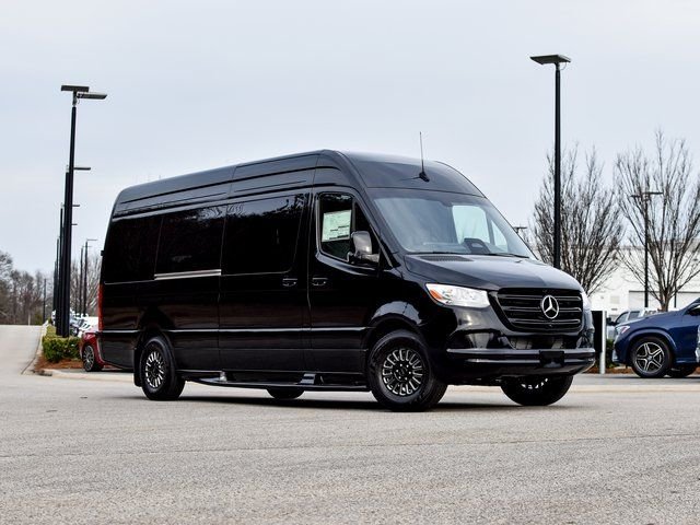 New 2026 Jet+Black Mercedes-Benz Cargo 170 WB image 9