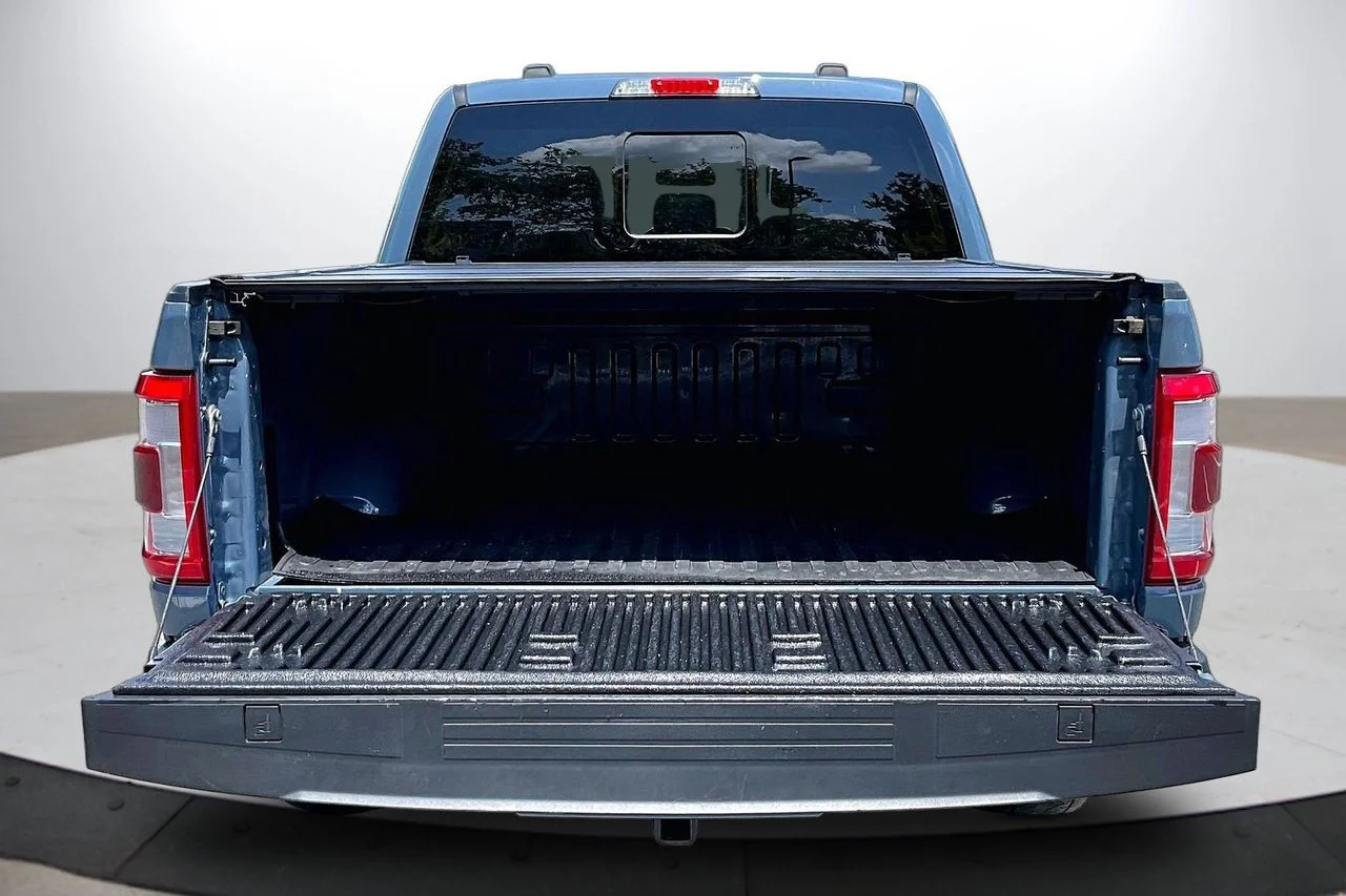 Certified Used 2023 Gray Ford Lariat image 25