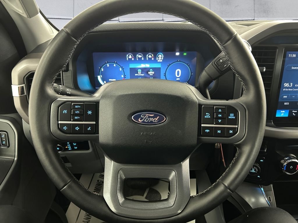 Used 2025 Black Ford XLT image 9