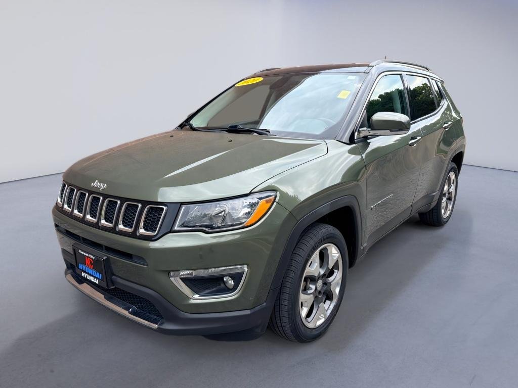 Used 2020 Olive Green Pearlcoat Jeep Limited image 1