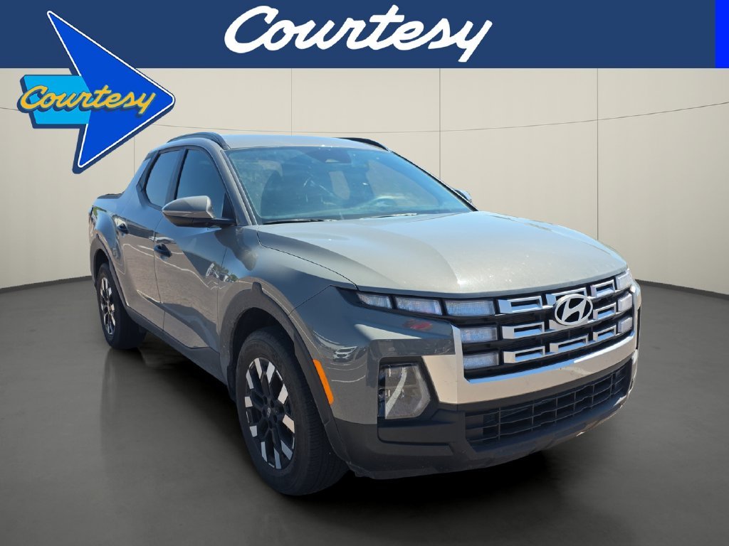 Used 2025 Gray Hyundai SEL image 1