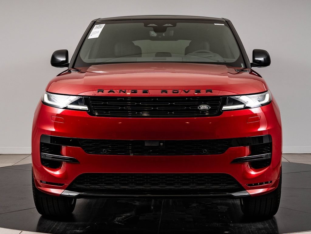 New 2026 Firenze Red Land Rover Dynamic SE image 2