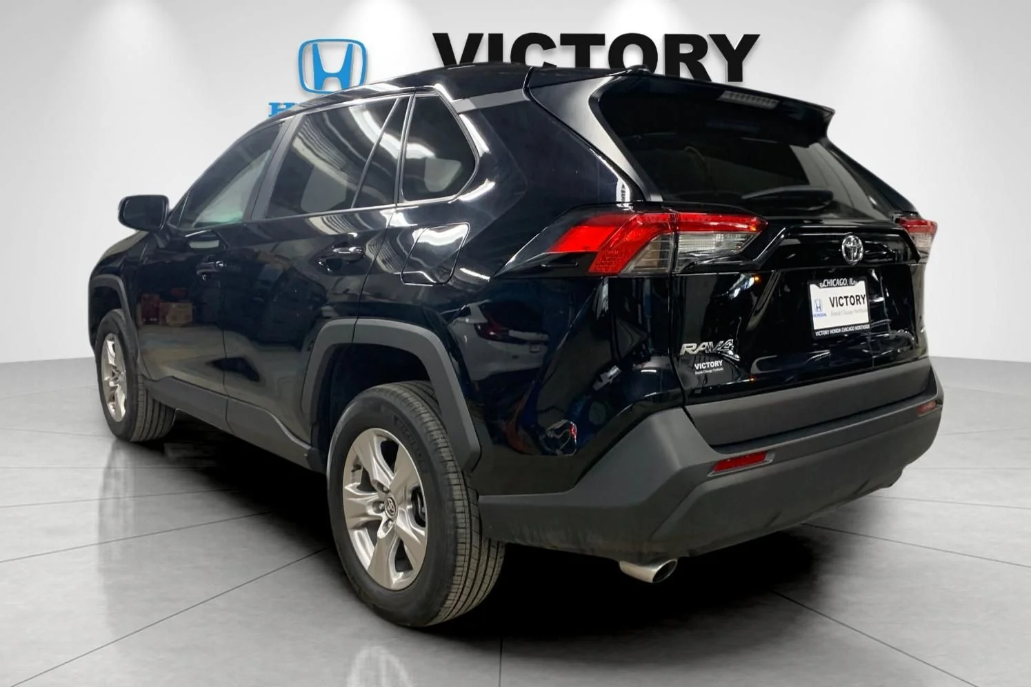 Used 2024 Black Toyota XLE image 4